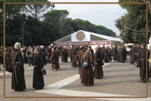 Ватикан запретил монахам-францисканцам служить месу на латыни