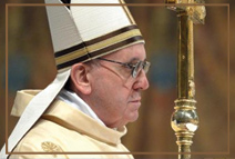 Папа Римский Франциск несколько изменил свой герб