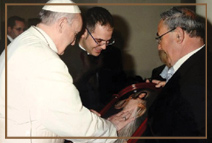 Папа Франциск освятил икону для города Джела