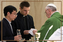 Месса Папы Франциска 21 мая 2013 г: В Церкви есть лишь один путь наверх – служение, а не власть